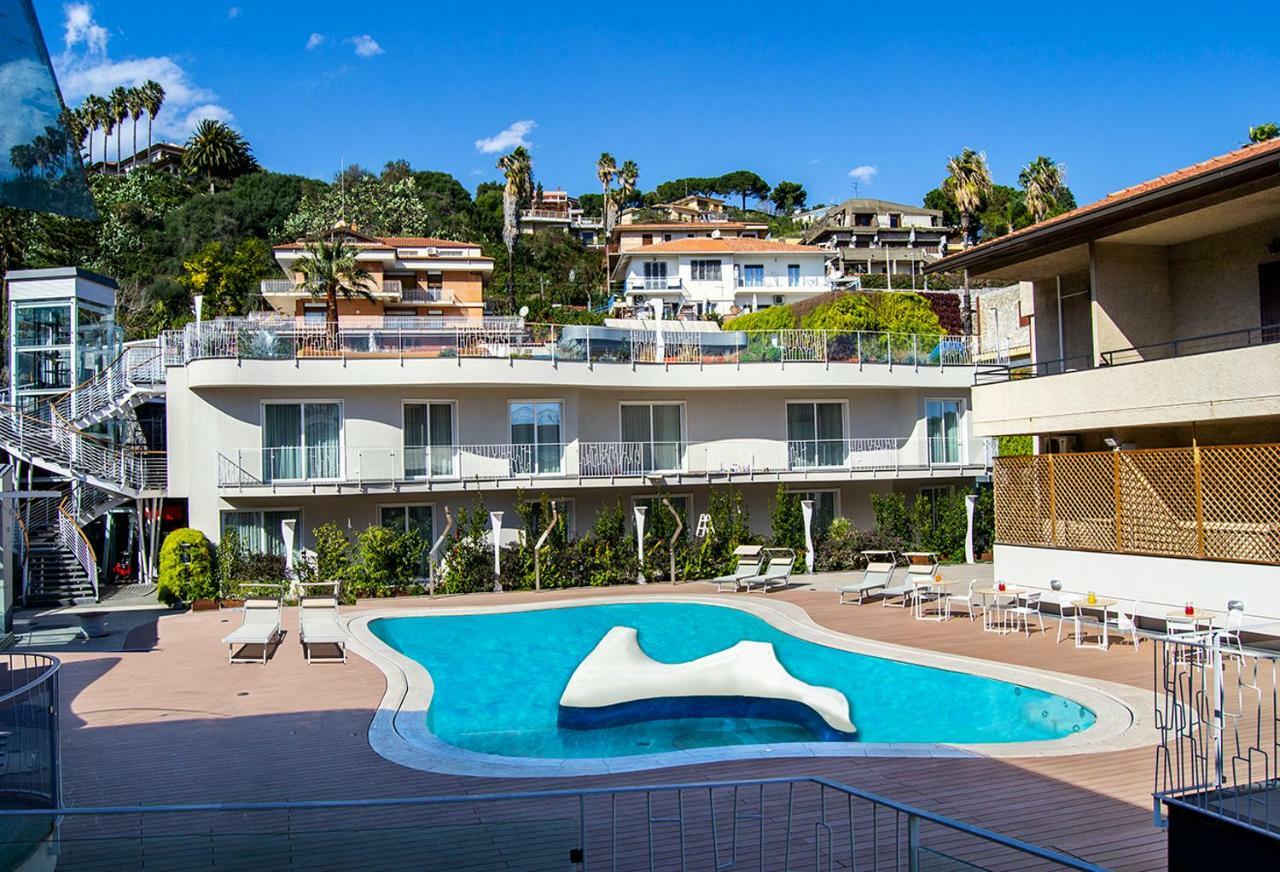 Ciclope Resort Aci Trezza Eksteriør billede